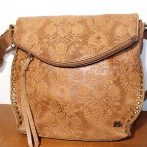 The Sak Silverlake Handbag Purse Crossbody Bag Leather Embossed Tan w Studs